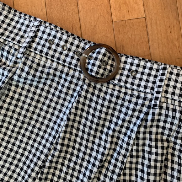 🎉 5/$25 NWT WALLFLOWER Size 1X & 2X Flowing Pull On Black & White Shorts - Picture 2 of 5